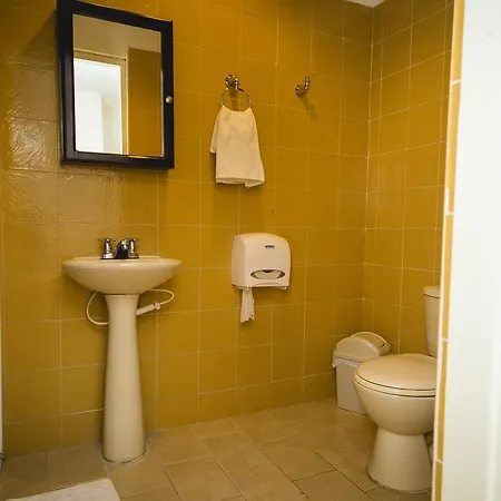 El Centenario Hotel 3*