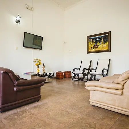 El Centenario 3*