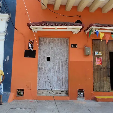 Hotel El Centenario 3*